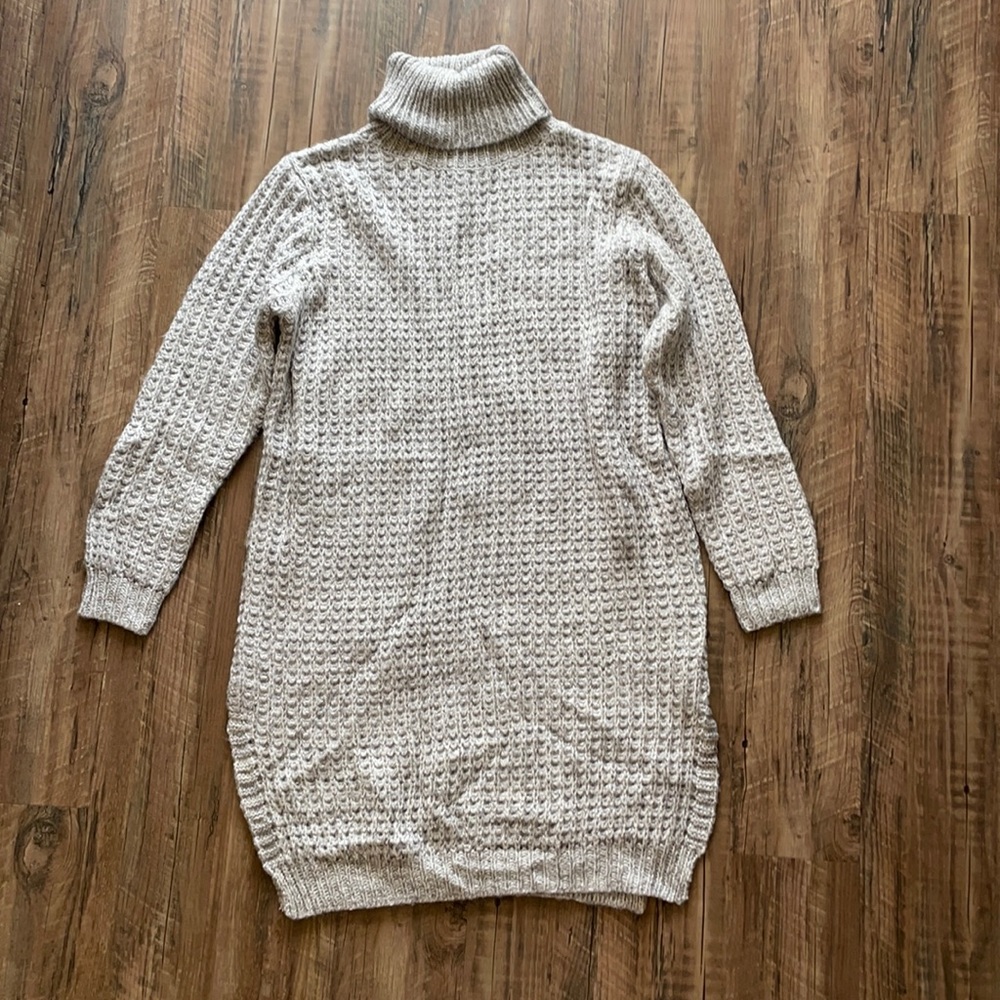 Grey Chunky Sweater Dress Sz. Large *like new*